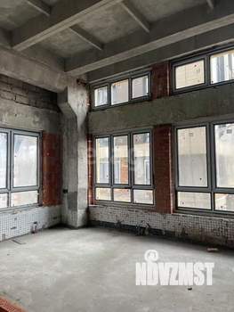 4-к квартира, вторичка, 140м2, 2/25 этаж