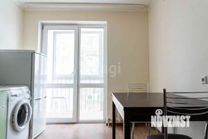 2-к квартира, вторичка, 64м2, 6/18 этаж