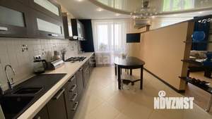 4-к квартира, вторичка, 127м2, 2/5 этаж