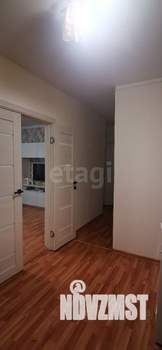 2-к квартира, вторичка, 60м2, 1/3 этаж