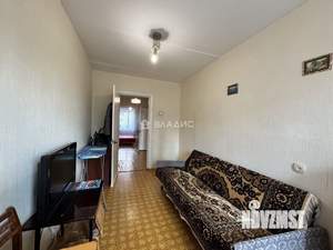 4-к квартира, вторичка, 81м2, 1/10 этаж