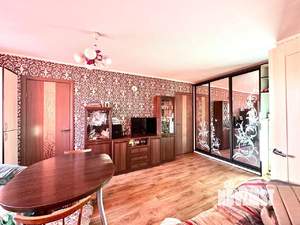 2-к квартира, вторичка, 42м2, 4/5 этаж
