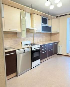 2-к квартира, вторичка, 56м2, 7/10 этаж