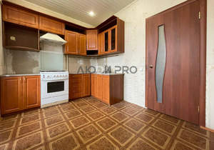 4-к квартира, вторичка, 97м2, 5/5 этаж