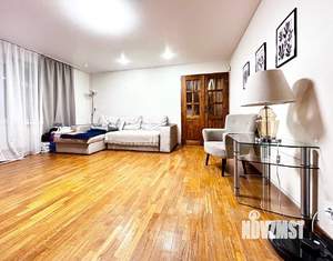 4-к квартира, вторичка, 113м2, 8/10 этаж