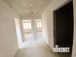 3-к квартира, вторичка, 42м2, 18/23 этаж