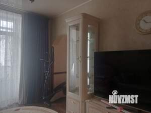 4-к квартира, вторичка, 98м2, 2/4 этаж