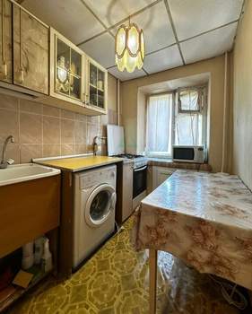 2-к квартира, вторичка, 38м2, 3/5 этаж