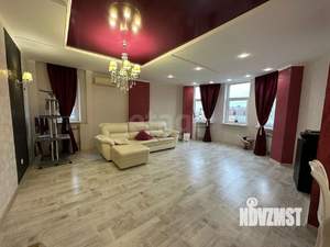 4-к квартира, вторичка, 130м2, 8/17 этаж