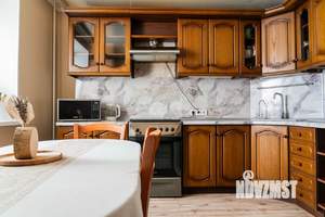 3-к квартира, вторичка, 95м2, 2/9 этаж