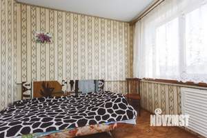 4-к квартира, вторичка, 60м2, 5/5 этаж