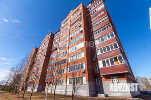 2-к квартира, вторичка, 52м2, 1/10 этаж