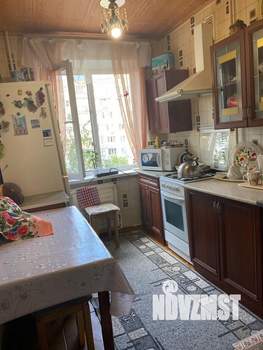 3-к квартира, вторичка, 60м2, 6/9 этаж