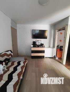 2-к квартира, вторичка, 42м2, 4/5 этаж