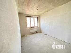 3-к квартира, вторичка, 42м2, 18/23 этаж