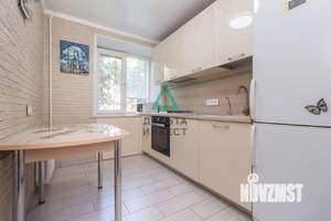 2-к квартира, вторичка, 51м2, 1/9 этаж