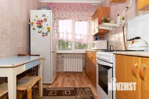 3-к квартира, вторичка, 60м2, 1/9 этаж