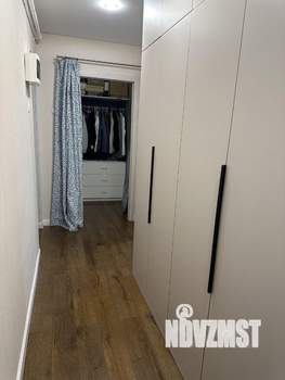 2-к квартира, вторичка, 54м2, 1/9 этаж
